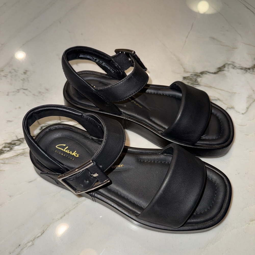 Clarks Alda strap black leather sandals platform